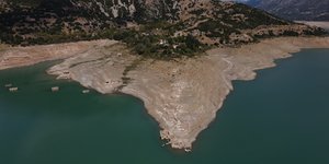 Η Λίμνη Μόρνου εκπέμπει SOS