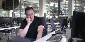 Όπως κατήγγειλε στην ανάρτησή του, ο Musk δεν δείχνει πλέον πρόθυμος να υπερασπιστεί με ειλικρίνεια αυτήν τη μετάβαση / GETTY