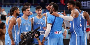 Η ηγετική ομιλία του Γιάννη Αντετοκούνμπο στους συμπαίκτες του