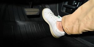 Πεντάλ γκαζιού στο αυτοκίνητο