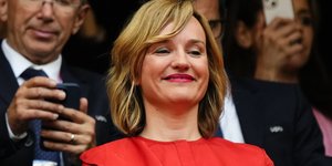 H υπουργός Αθλητισμού της Ισπανίας, Πίλαρ Αλέγκρια