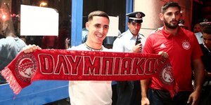 Ντελίριο στο «Ελ. Βενιζέλος» για την επιστροφή του Ντάνιελ Ποντένσε στον Ολυμπιακό -«Ήρθα για να μείνω»