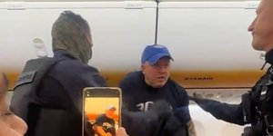 Χαμός σε πτήση της Ryanair