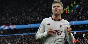 Ο Ράσμους Χόιλουντ θα συνεχίσει την καριέρα του στη Νάπολι