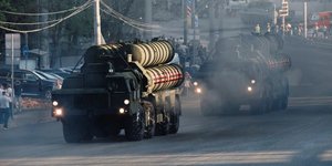 Συστήματα αεράμυνας S-400