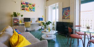 Micro-living σε 46 τ.μ.: Ένα έξυπνο διαμέρισμα χωρίς τοίχους που επαναπροσδιορίζει την καθημερινότητα