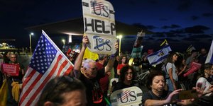 Συγγενείς ομήρων καλούν τον Τραμπ να πιέσει τον Νετανιάχου για μια συμφωνία στη Γάζα	