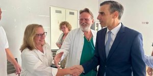 O υφυπουργός Υγείας Μάριος Θεμιστοκλέους επισκέφθηκε το νοσοκομείο της Χαλκιδικής