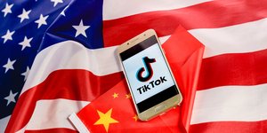 Αμερικανοί θα κυριαρχήσουν στο διοικητικό συμβούλιο του TikTok στις ΗΠΑ