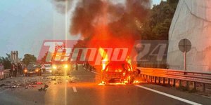 Απανθρακώθηκε ο οδηγός του αυτοκινήτου που πήρε φωτιά