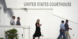  Ξεκίνησε η δίκη του Ράιαν Ράουθ που κατηγορείται για απόπειρα δολοφονίας του Ντόναλντ Τραμπ	