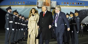 Η άφιξη του Ντόναλντ και της Μελάνια Τραμπ στο Ηνωμένο Βασίλειο