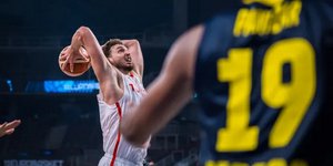  Η Τουρκία δυσκολεύτηκε απέναντι στη Σουηδία, αλλά προκρίθηκε στους «8» 