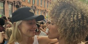 Οι Λία Γουίλιαμσον και η Ελ Σμιθ