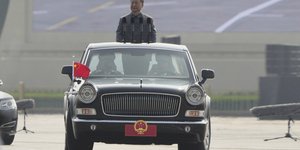 Xi