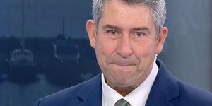 O συγκινημένος Άκης Παυλόπουλος