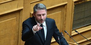 O Νίκος Ανδρουλάκης στη Βουλή