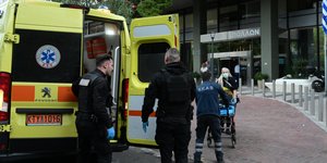 Πύργος Απόλλων αυτοκτονία