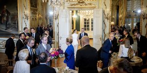 Δείπνο στο παλάτι Αμαλίενμποργκ παρέθεσαν ο βασιλιάς και η βασίλισσα της Δανίας 