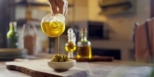 Ελαιόλαδο / Φωτογραφία: Shutterstock