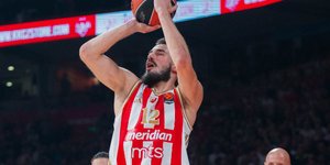 O Ερυθρός Αστέρας επιβλήθηκε της Ρεάλ Μαδρίτης με 90-75 