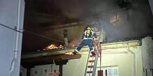 Στις φλόγες τυλίχθηκε μονοκατοικία στο Άργος Ορεστικό