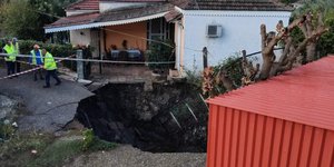 Κρατήρας στις Φυτείες Αιτωλοακαρνανίας