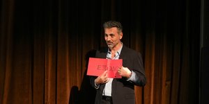 γιοβανιδης εξοδος 