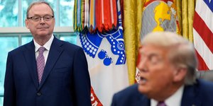 Ο οικονομικός σύμβουλος Κέβιν Χάσσετ