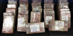 Πακέτα γεμάτα με κοκαΐνη εντόπισαν μέσα σε μπανάνες οι αρχές