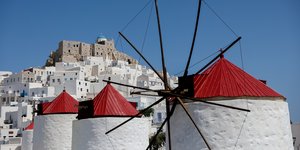κοκκινοι ανεμομυλοι