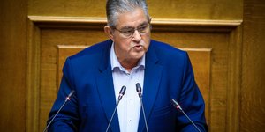 Ο Δημήτρης Κουτσούμπας στο βήμα της Βουλής