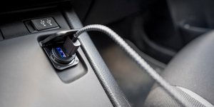 Υποδοχή USB στο αυτοκίνητο