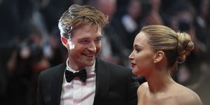 Τζένιφερ Λόρενς και Ρόμπερτ Πάτινσον