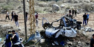 Κατεστραμένο όχημα στον Λίβανο από πυρά ισραηλινού drone