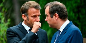 Εμμανουέλ Μακρόν και Σεμπαστιάν Λεκορνί 