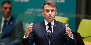 O Εμανουέλ Μακρόν σε ομιλία για την κλιματική αλλαγή