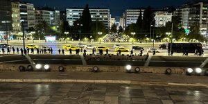 ΜΑΤ στον Άγνωστο Στρατιώτη