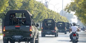 Τουλάχιστον 40 νεκροί στη Μανμιάρ από βομβαρδισμό του στρατού σε ένα βουδιστικό φεστιβάλ-διαδήλωση κατά της χούντας