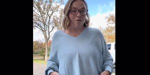 Η 32χρονη μητέρα που πήγε στον οδοντίατρο με τα 4 παιδιά της 