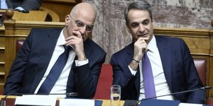 Ο Κυριάκος Μητσοτάκης και ο Νίκος Δένδιας