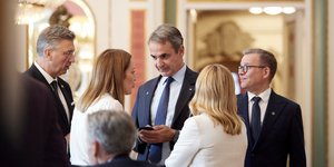 Ο Κυριάκος Μητσοτάκης με τη Ρομπέρτα Μέτσολα και την Τζόρτζια Μελόνι στην άτυπη Σύνοδο Κορυφής της Κοπεγχάγης