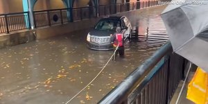 Ρεκόρ βροχοπτώσεων στην Νέα Υόρκη