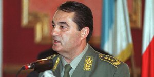 O πρώην στρατηγός Νεμπόισα Πάβκοβιτς