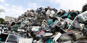 Παλιές ηλεκτρικές και ηλεκτρονικές συσκευές