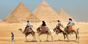 Περισσότερο από τέσσερις χιλιάδες πεντακόσια χρόνια πριν, στις όχθες του Νείλου, οι Αιγύπτιοι έχτισαν κάτι που έμοιαζε να αγγίζει τον ουρανό / PEXELS