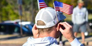 Οι Αμερικανοί δηλώνουν σίγουροι για πολλά, όμως η πρόσφατη έρευνα του Pew Research Center αποκαλύπτει τα όριά τους / PEXELS