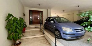 Ιδιωτικό parking σε πιλοτή