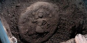 Καρβέλι ψωμιού με την εικόνα του Χριστού και ελληνική επιγραφή από τον 7ο αιώνα μ.Χ. βρέθηκε στην Τουρκία