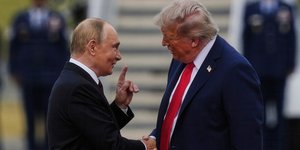 Οι πρόεδροι Ρωσίας και ΗΠΑ, Βλαντίμιρ Πούτιν και Ντόναλντ Τραμπ